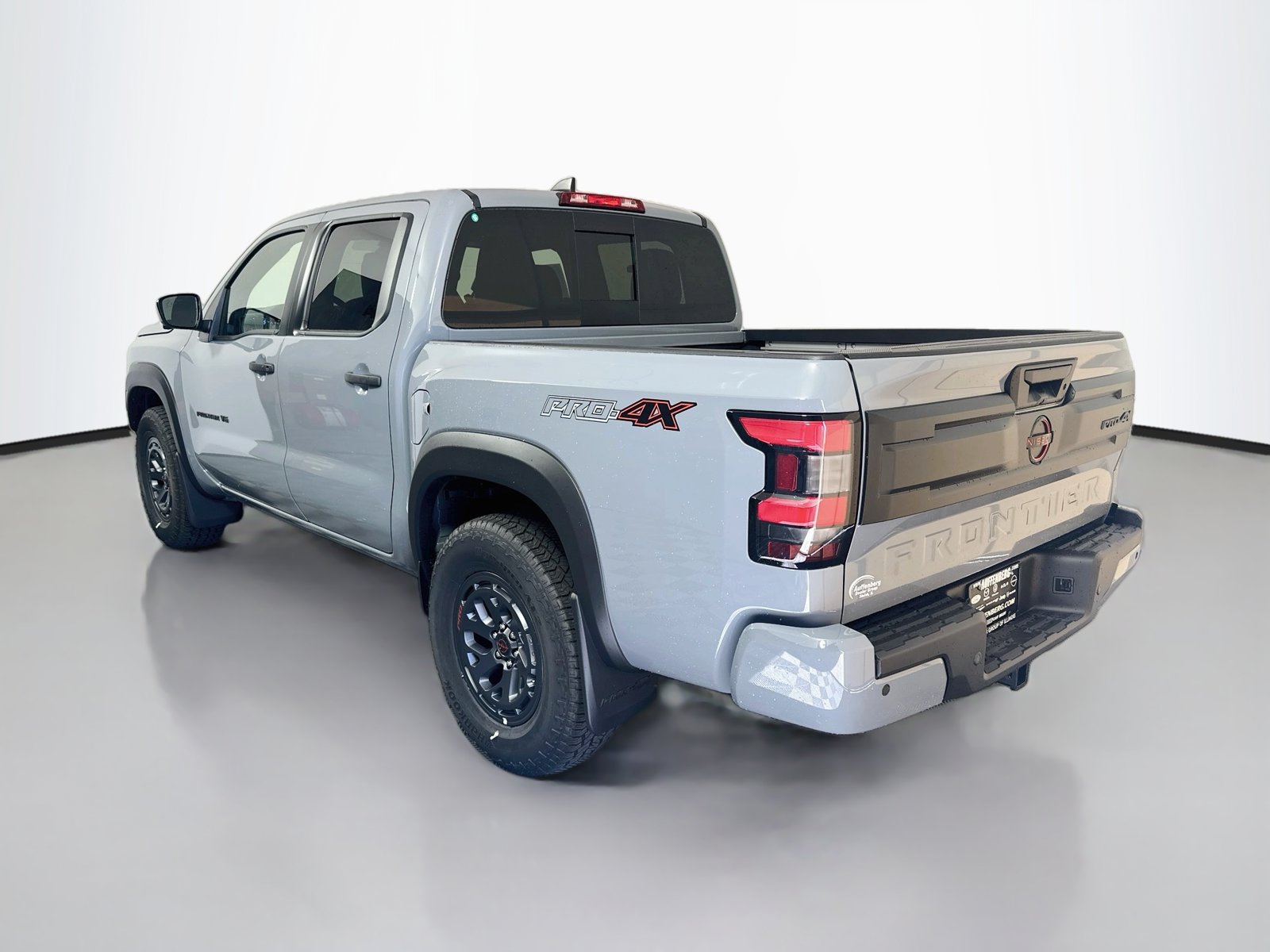 New 2027 Nissan Frontier PRO-4X w/ Pro Convenience Package AWD/4WD image 5