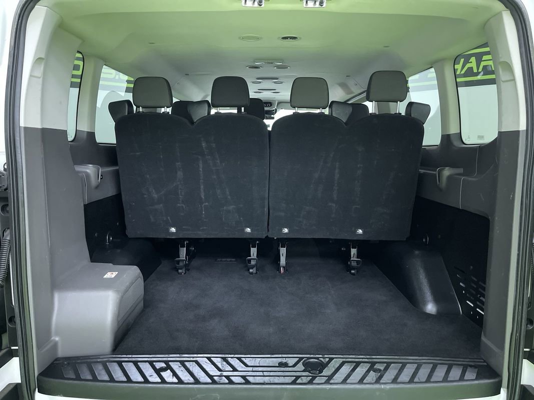 Used 2023 Ford Transit 350 XLT image 29