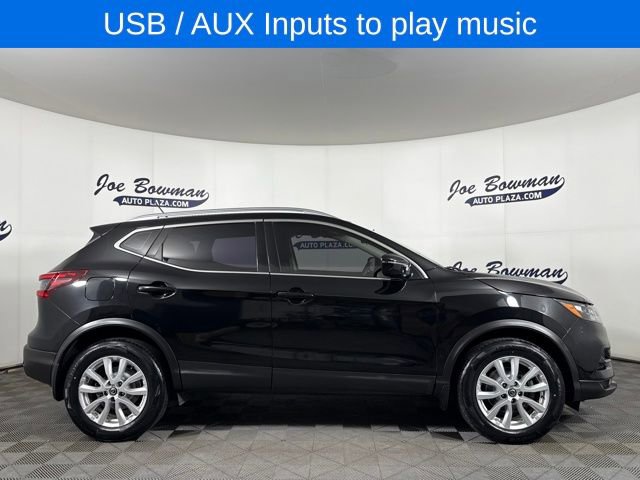 Used 2020 Nissan Rogue Sport SV image 5