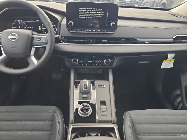 New 2026 Nissan Rogue SL AWD/4WD image 15