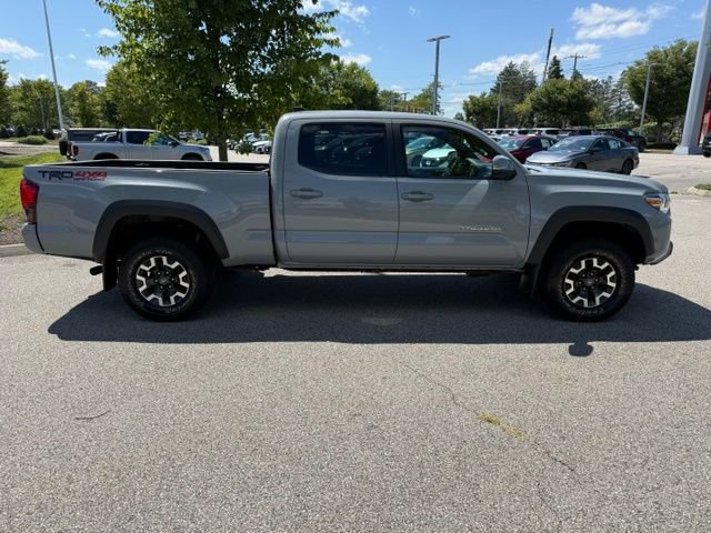 Used 2019 Toyota Tacoma TRD Off-Road w/ Technology Package AWD/4WD image 4