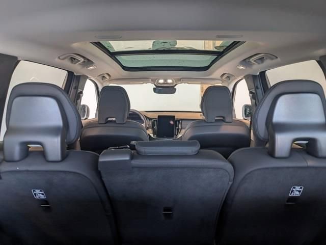 New 2026 Volvo XC90 T8 Plus w/ Protection Package Premier image 30