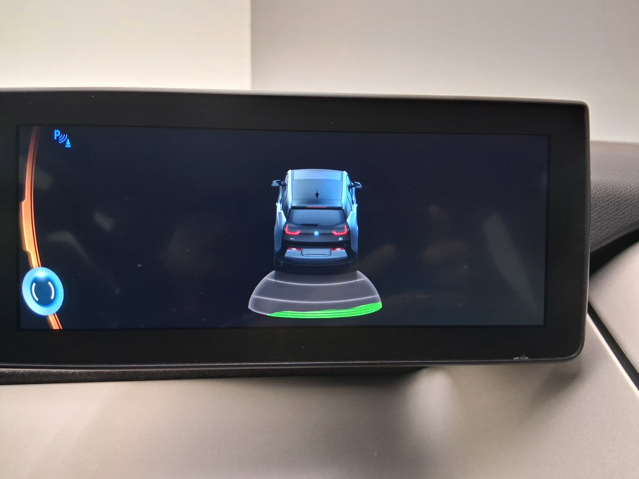 Used 2016 BMW i3 4dr HB w/Range Extender image 25