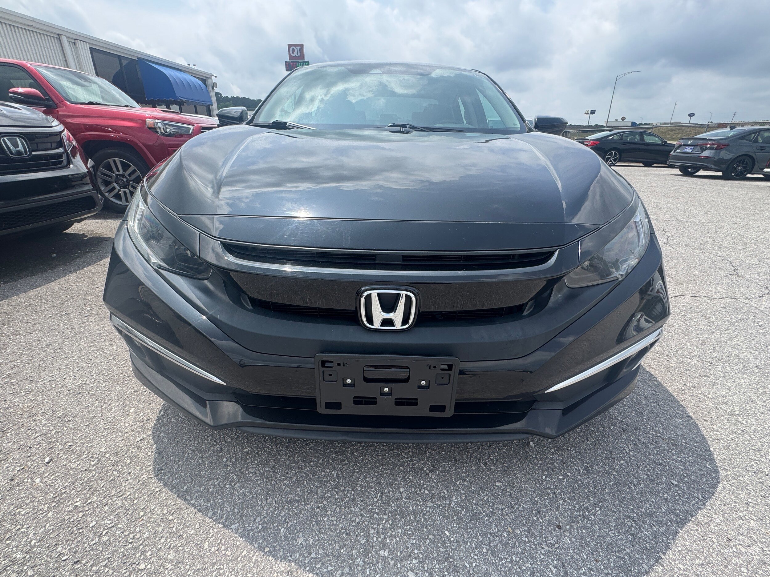 Used 2020 Honda Civic EX image 3