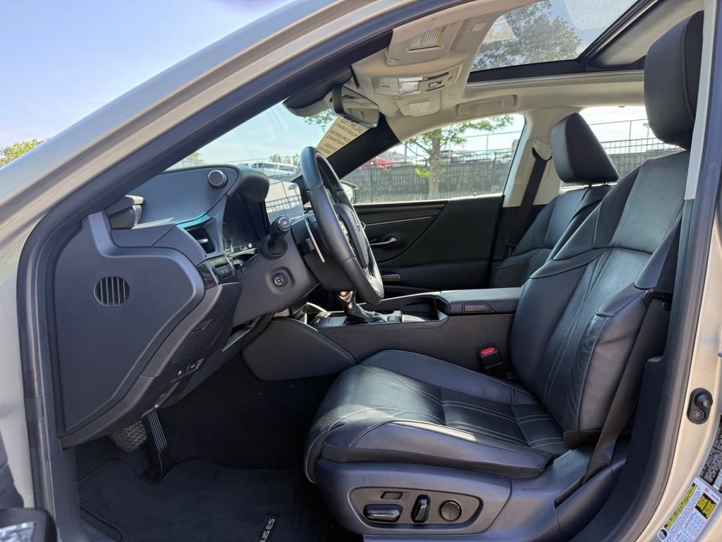 Certified 2023 Lexus ES 350 Ultra Luxury w/ Accessory Package (Z1) FWD image 24