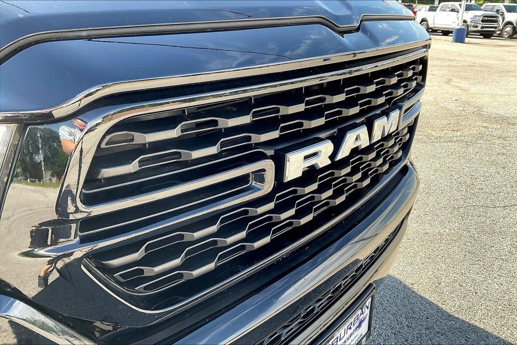 Used 2024 RAM 1500 Big Horn AWD/4WD image 30