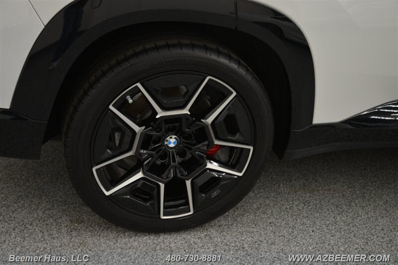 Used 2024 BMW XM AWD/4WD image 48