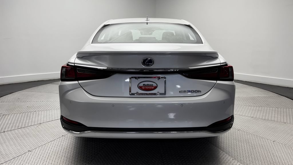 Used 2021 Lexus ES 300h w/ Premium Package FWD image 41