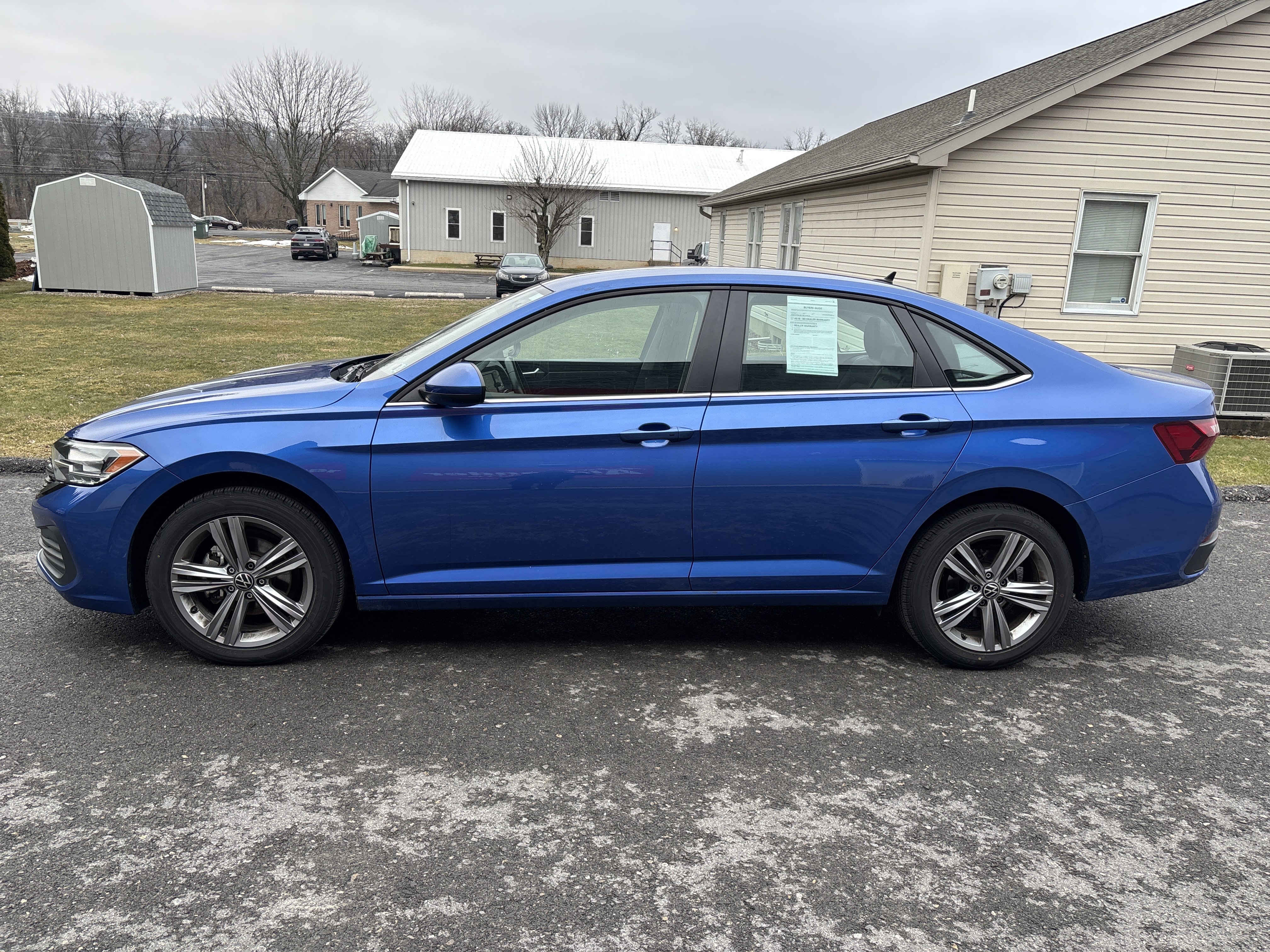 Used 2024 Volkswagen Jetta SE image 7