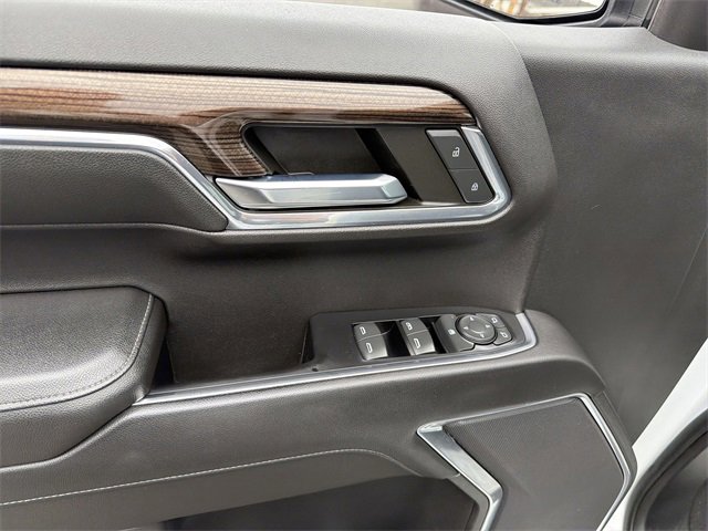 Used 2022 Chevrolet Silverado 1500 LT image 14