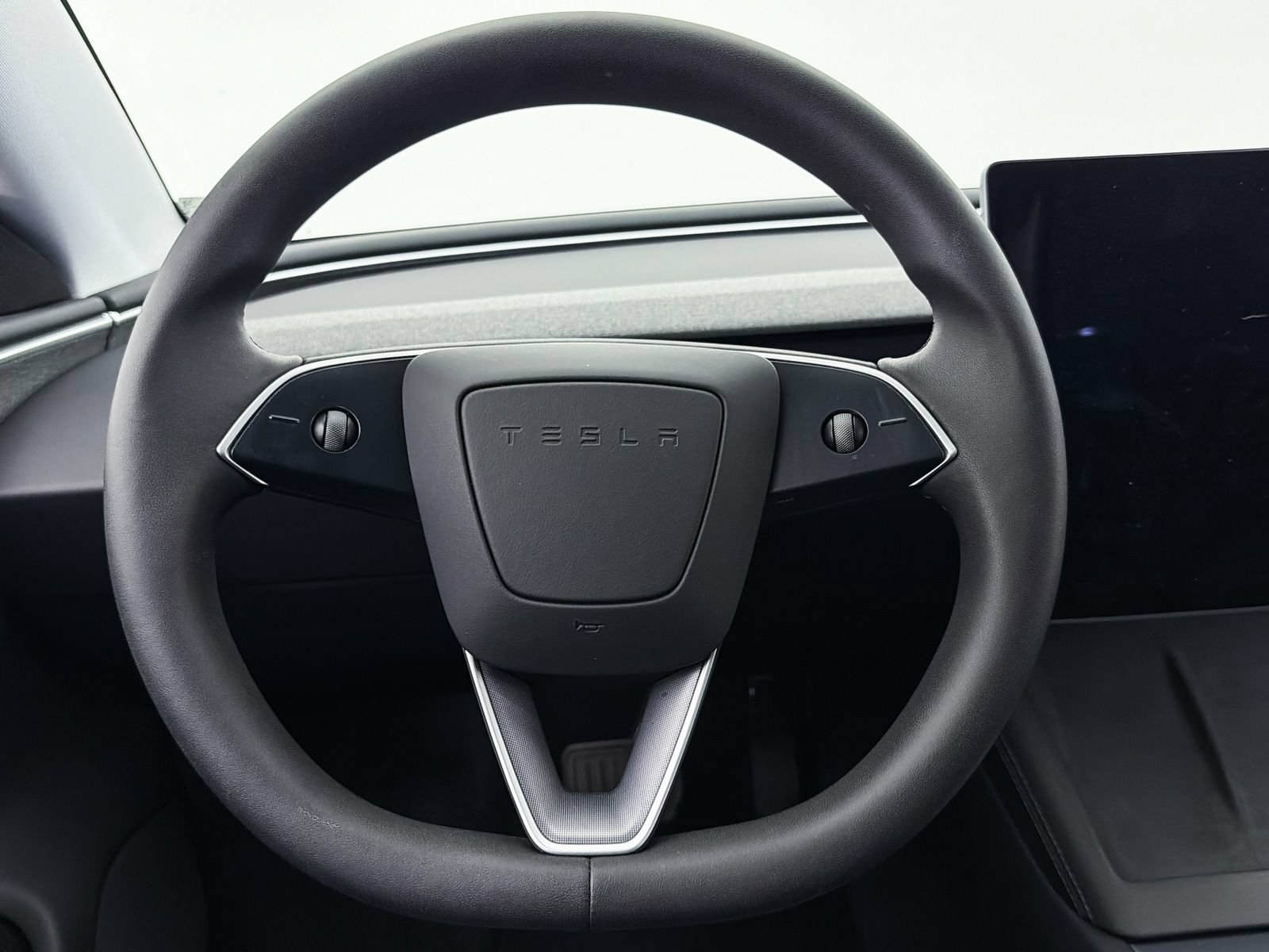 Used 2024 Tesla Model 3 Standard Range RWD image 3