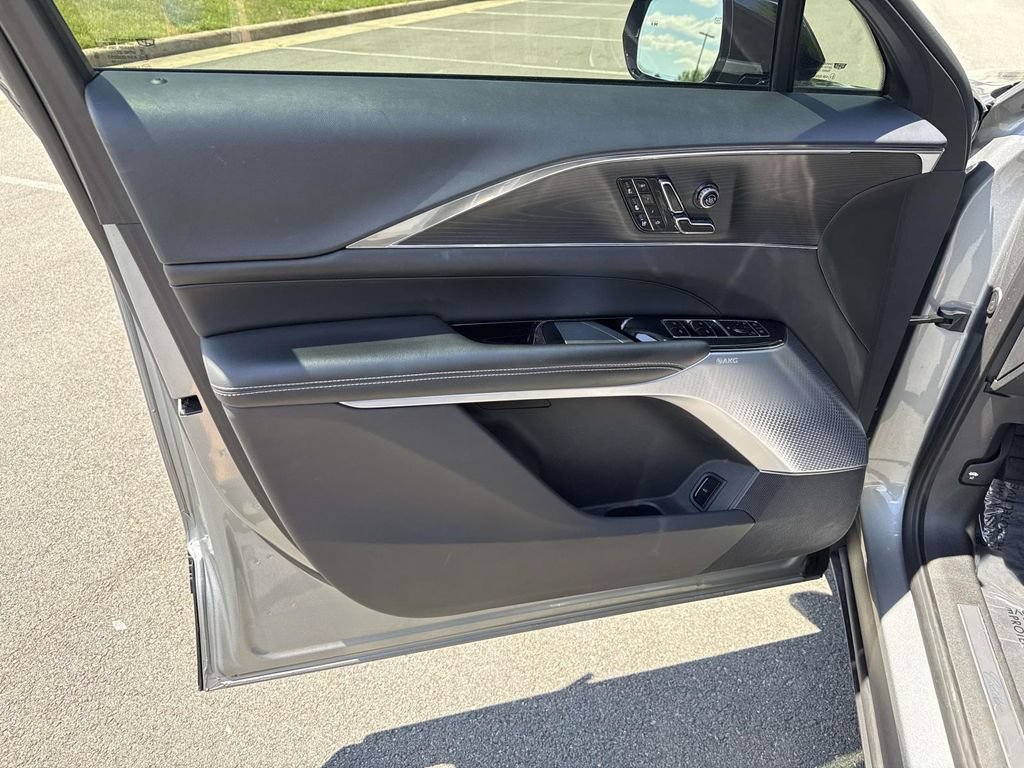 Certified 2024 Cadillac Lyriq Sport AWD/4WD image 27