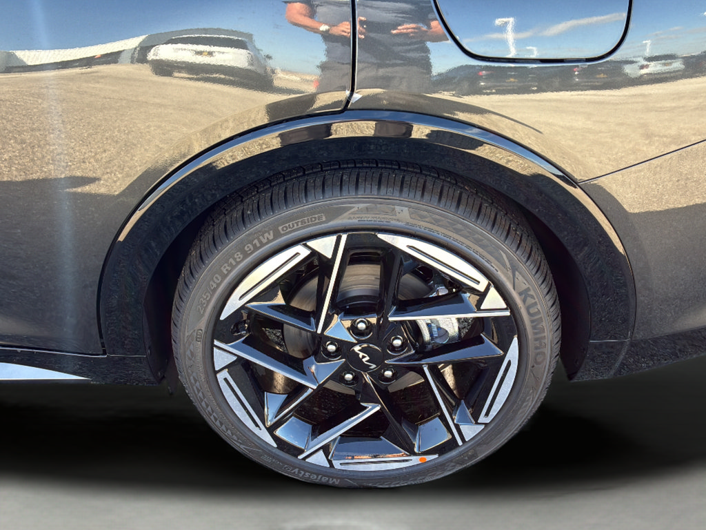 New 2026 Kia K4 EX w/ GT-Line Sunroof Package FWD image 40