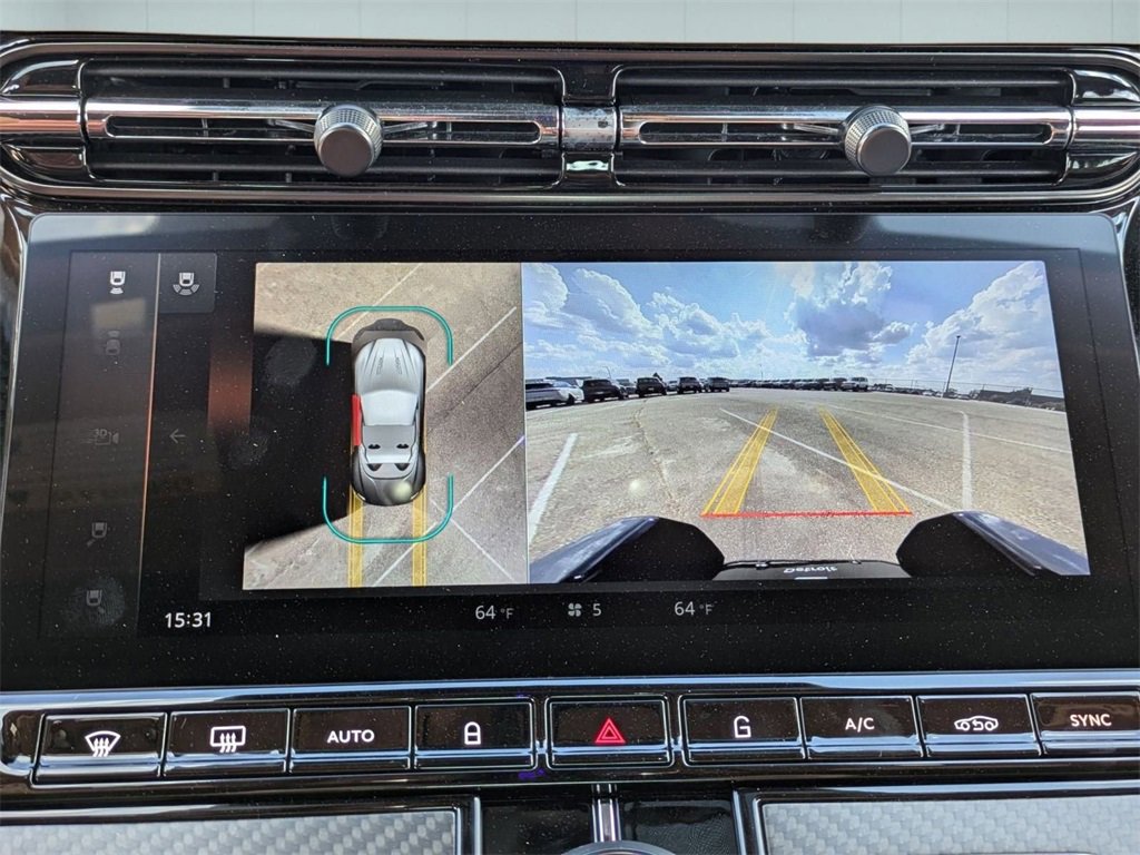 New 2025 Aston Martin DB12 Convertible image 27