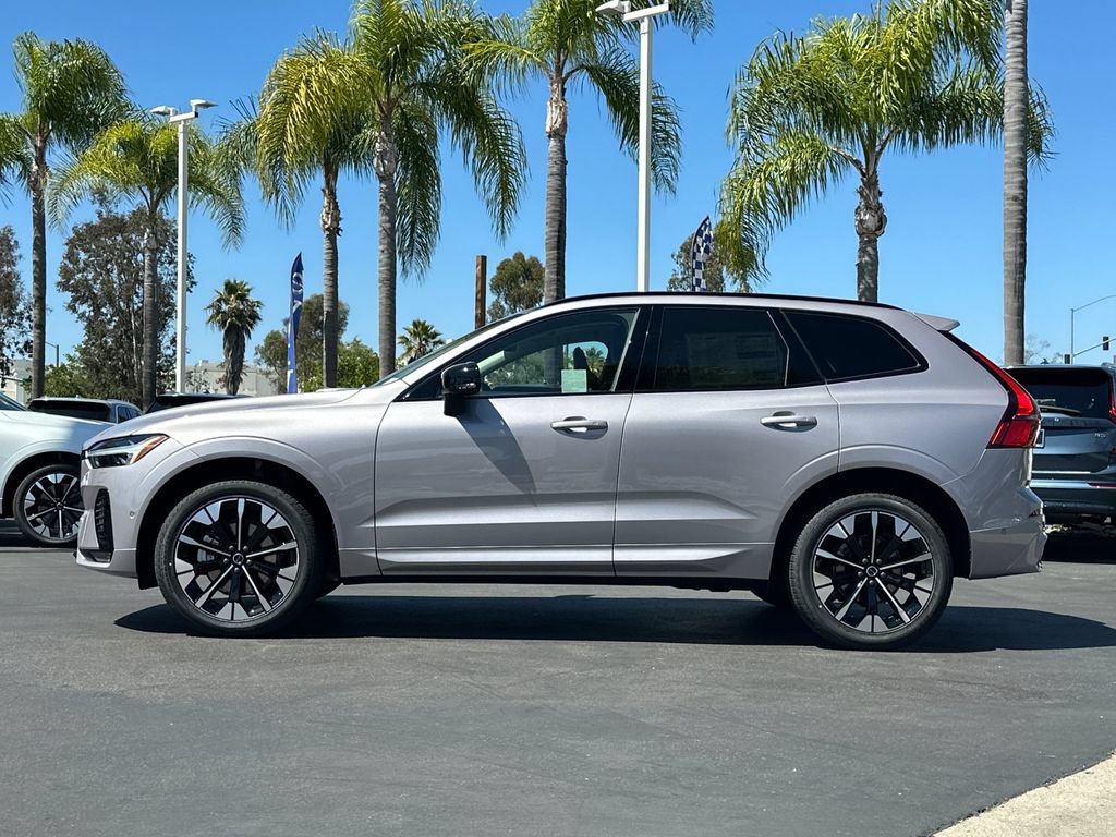New 2026 Volvo XC60 B5 Plus AWD/4WD image 2