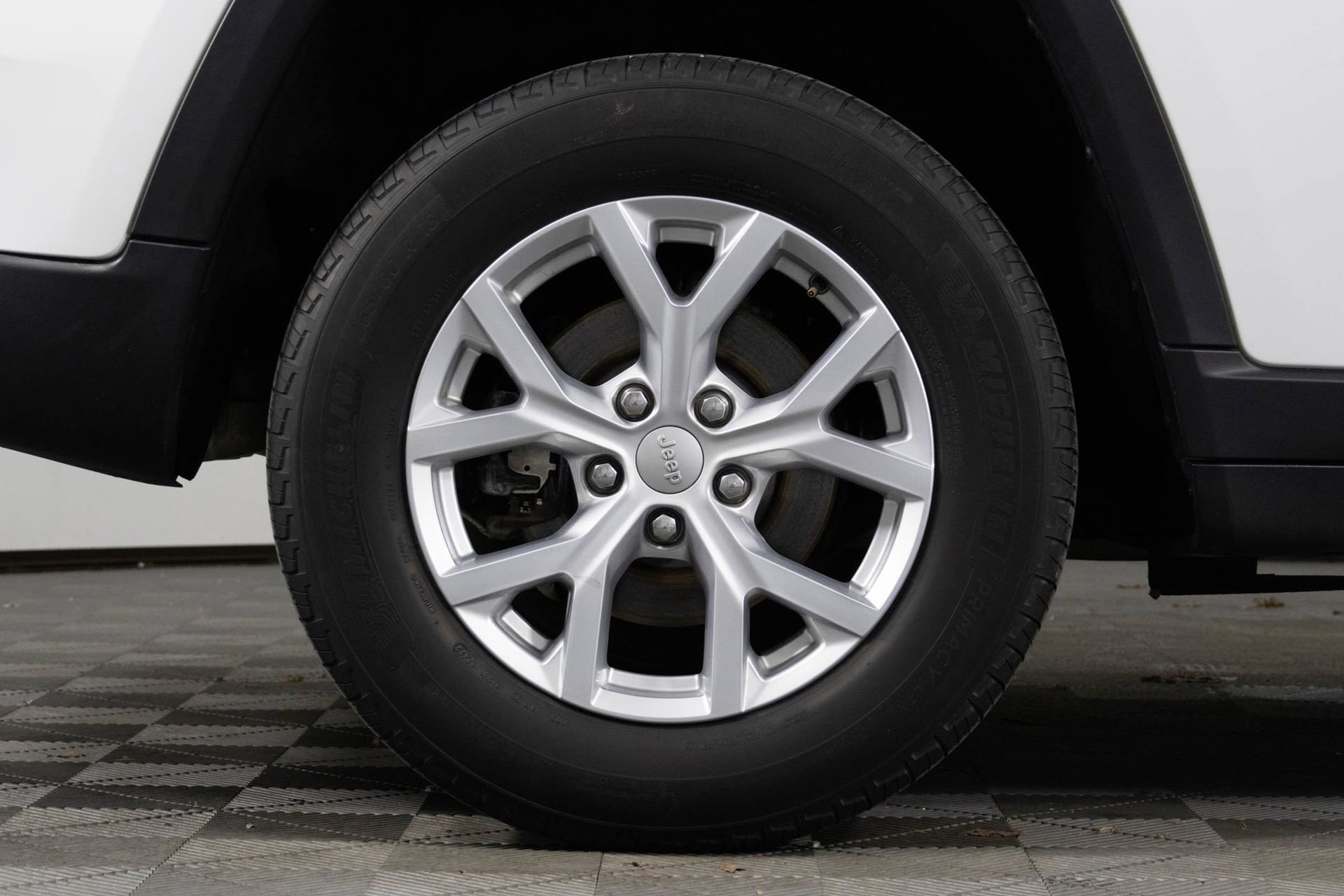 Used 2023 Jeep Grand Cherokee Limited w/ Trailer Tow Prep Group (B) image 44