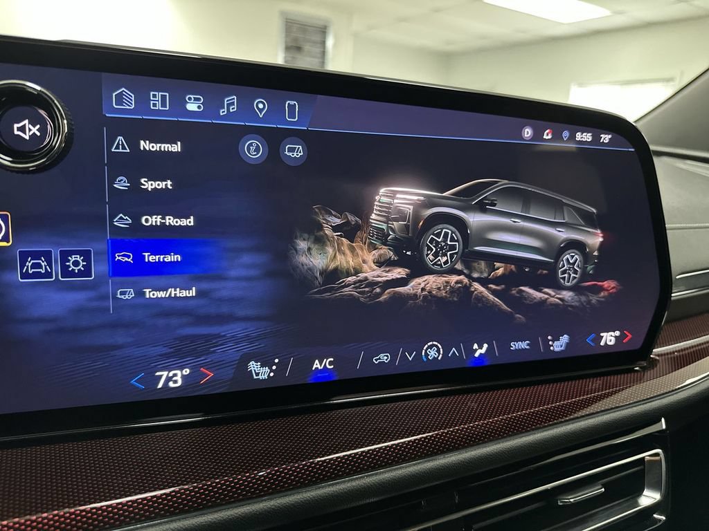 Used 2026 Chevrolet Traverse Z71 w/ Driver Confidence Package AWD/4WD image 45