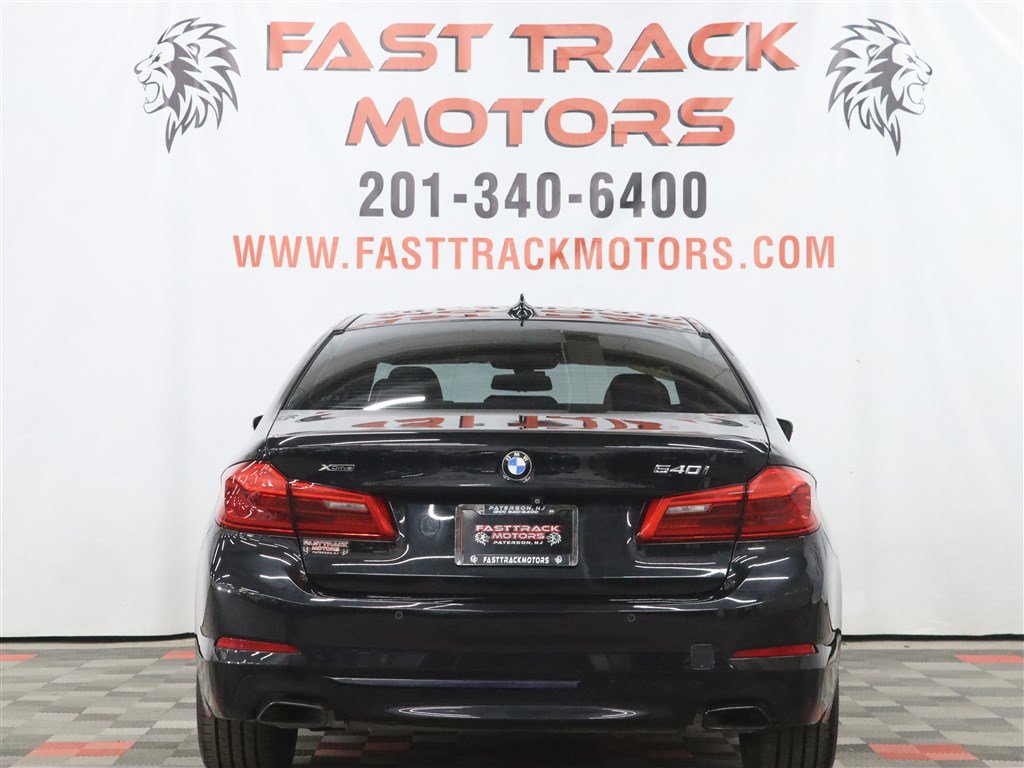 Used 2018 BMW 540i xDrive image 5