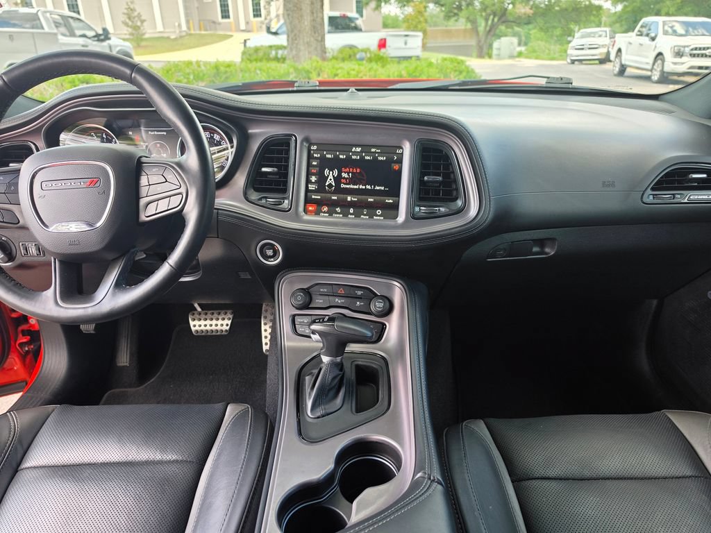 Used 2023 Dodge Challenger SXT w/ Plus Package RWD image 15