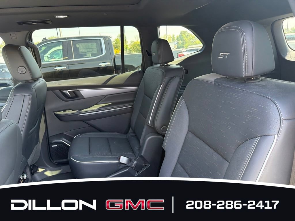 Used 2025 Buick Enclave Sport Touring w/ Power Package AWD/4WD image 21