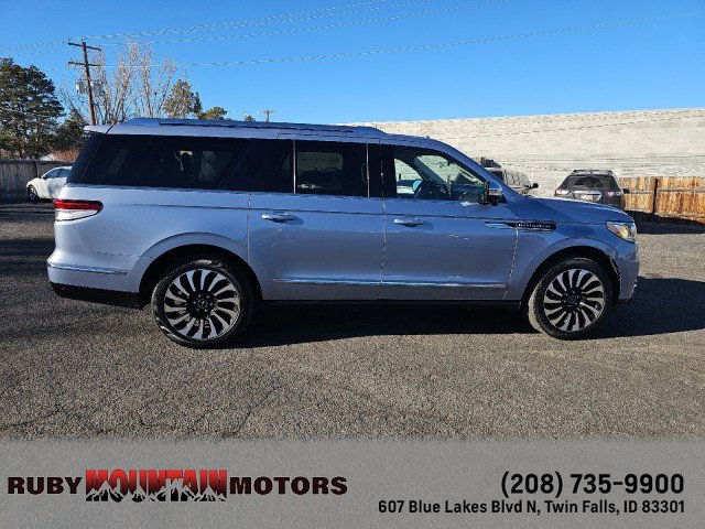 Used 2022 Lincoln Navigator L Black Label image 8