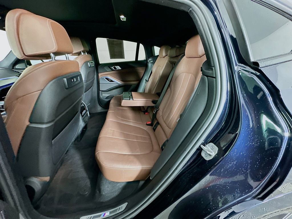 Used 2022 BMW X6 M50i w/ Premium Package image 32