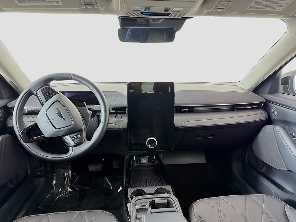 Used 2025 Ford Mustang Mach-E Select w/ Comfort Package Lite image 27