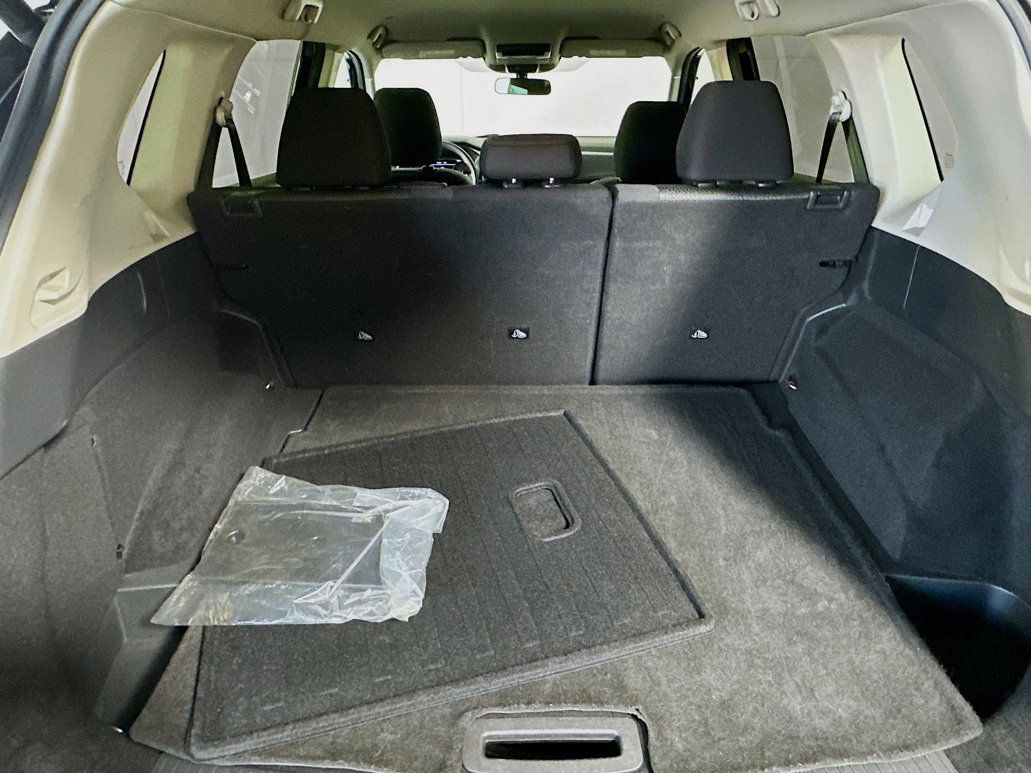 Used 2024 Nissan Rogue SV image 27