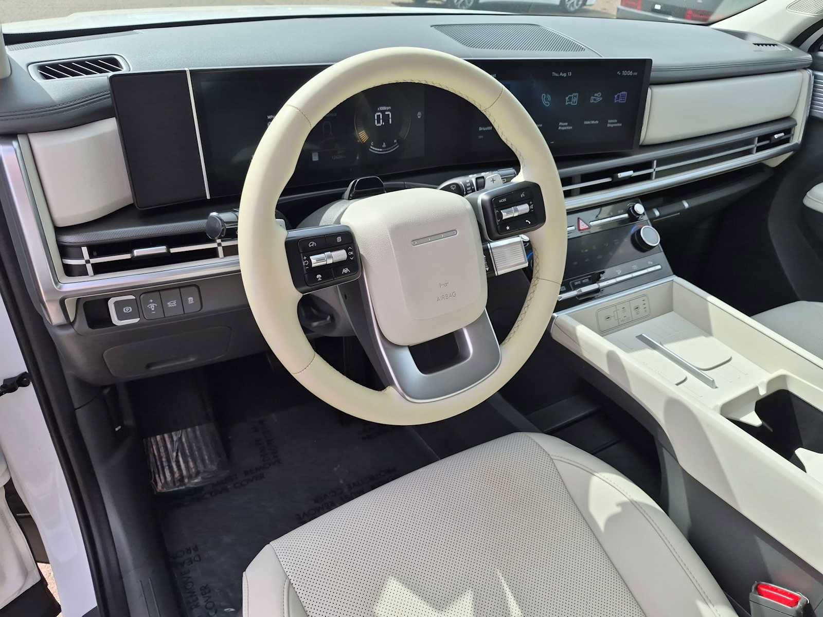 Certified 2024 Hyundai Santa Fe SEL FWD image 10