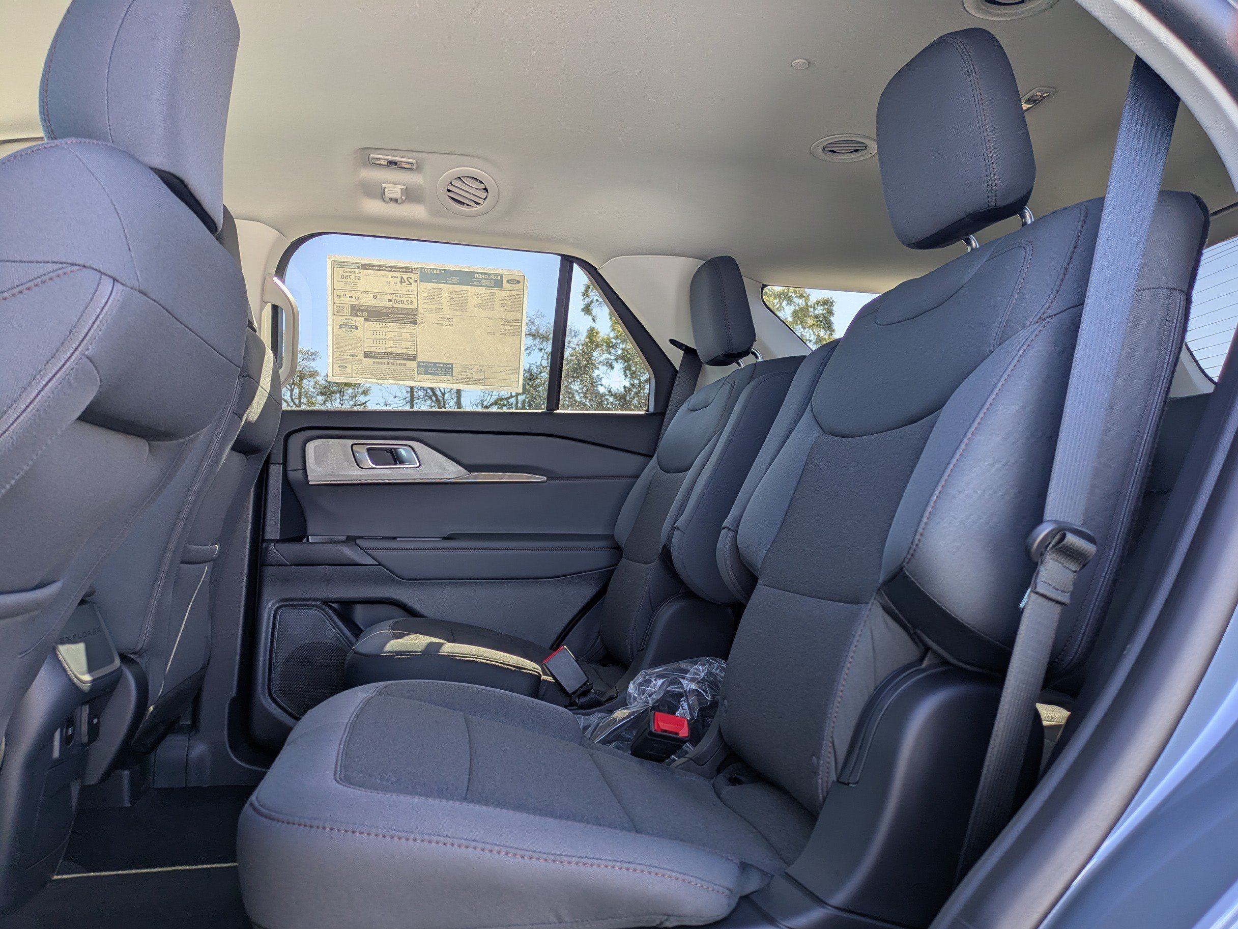 New 2026 Ford Explorer Active RWD image 12