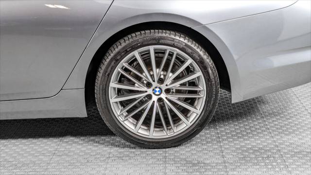 Used 2018 BMW 530e RWD image 35