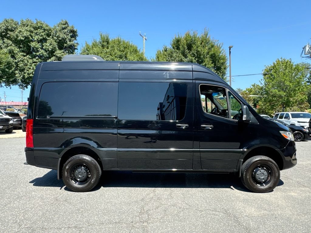 Used 2022 Mercedes-Benz Sprinter 2500 image 8