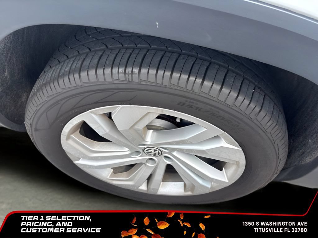 Used 2024 Volkswagen Atlas Cross Sport SE AWD/4WD image 19