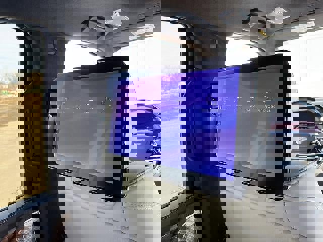 New 2026 Cadillac Escalade ESV Platinum Sport w/ LPO, ONYX Package image 23