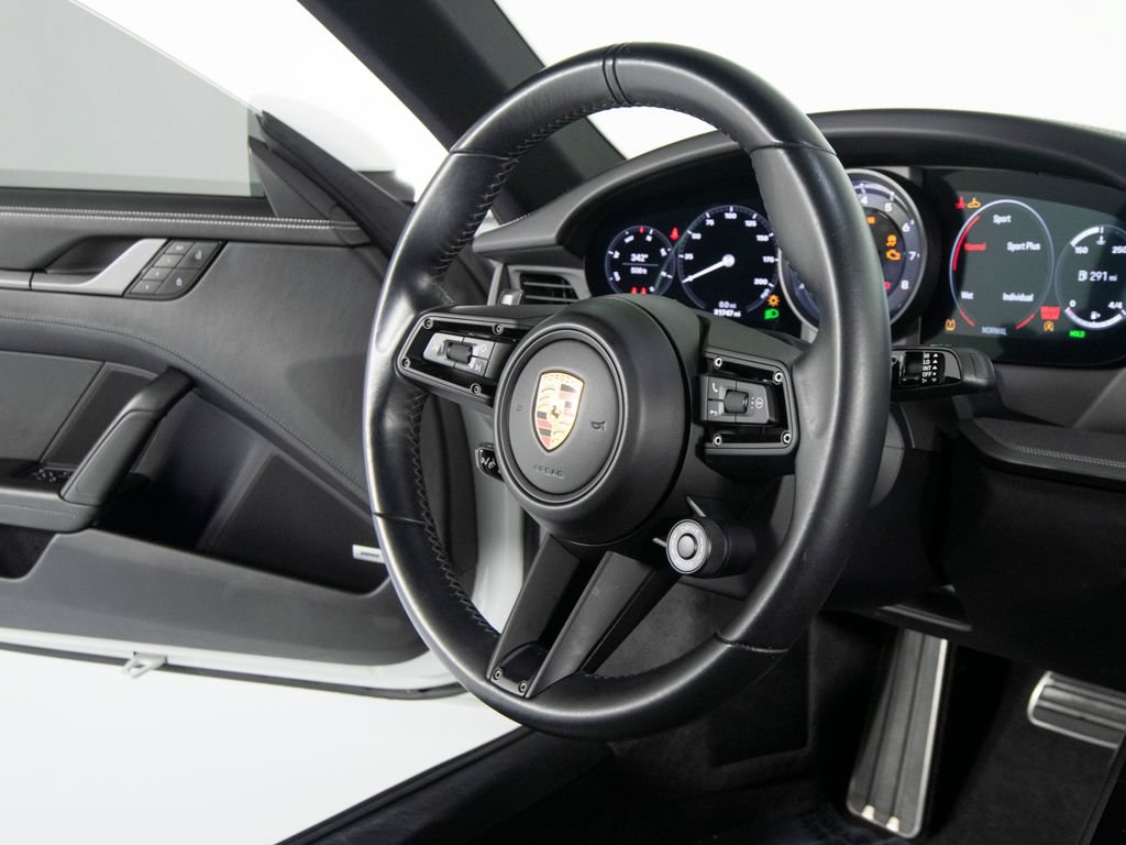 Certified 2022 Porsche 911 Carrera 4 AWD/4WD image 34
