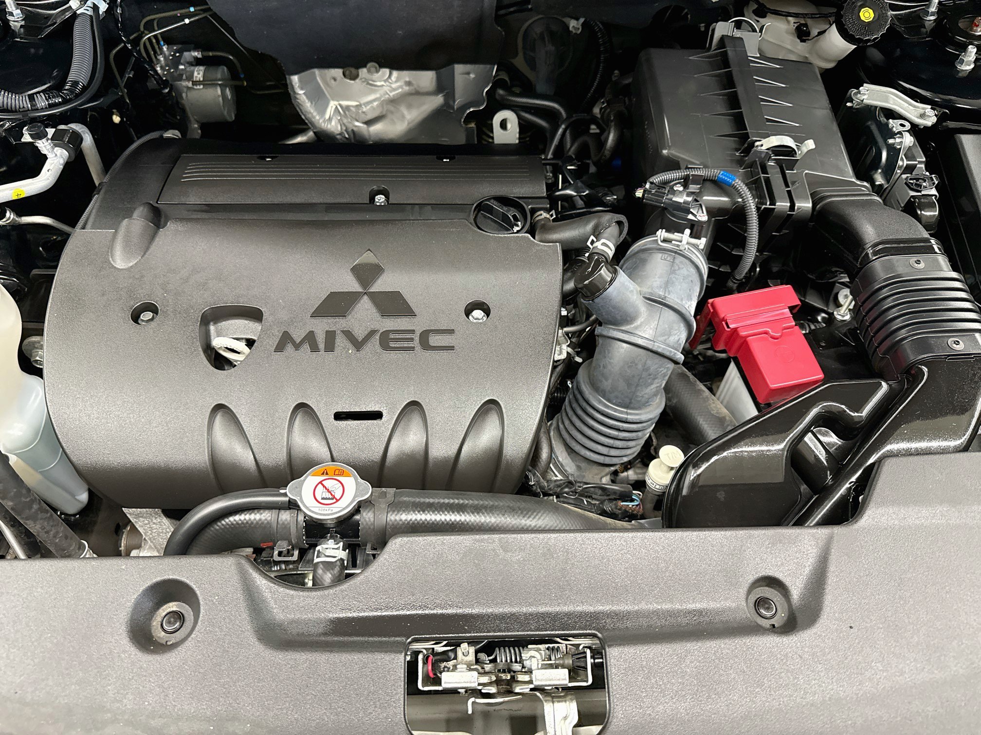 Used 2025 Mitsubishi Outlander Sport SE AWD/4WD image 31