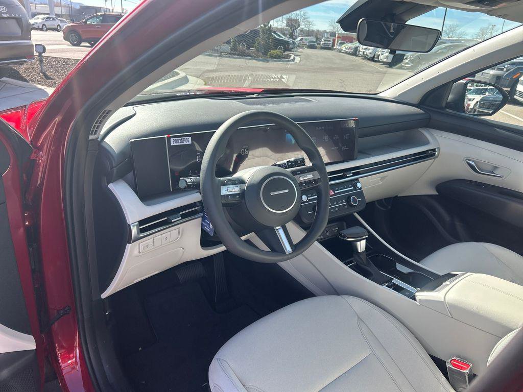 New 2026 Hyundai Tucson SE image 10