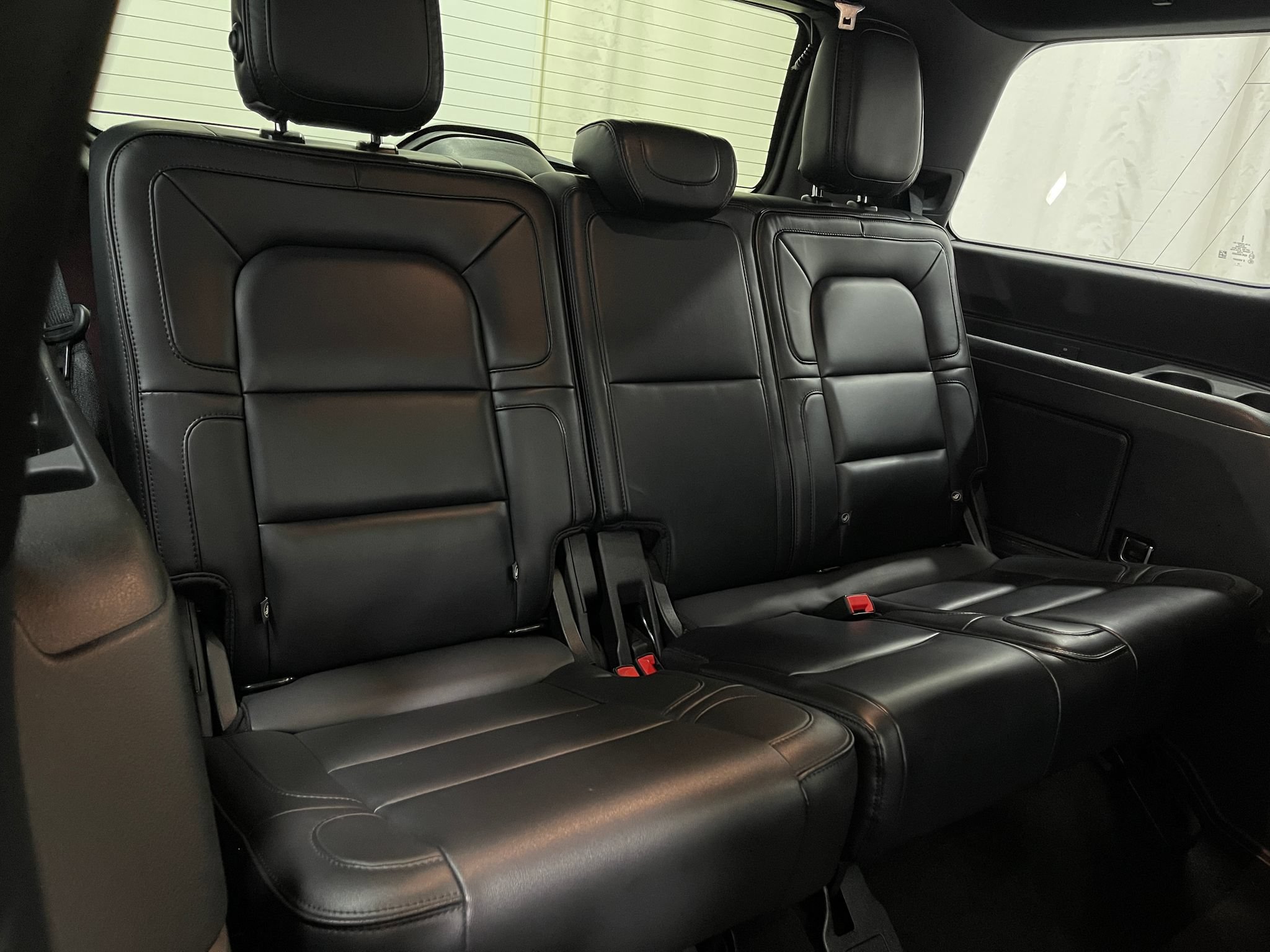 Used 2019 Lincoln Navigator Reserve AWD/4WD image 32