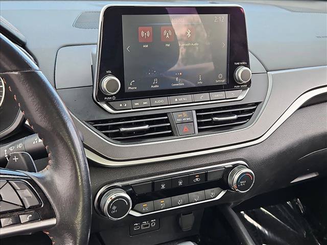 Used 2024 Nissan Altima 2.5 SR FWD image 14