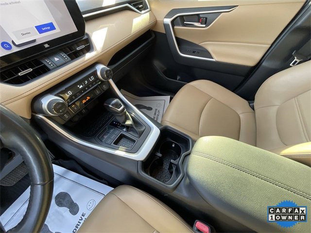 Used 2023 Toyota RAV4 XLE Premium image 17