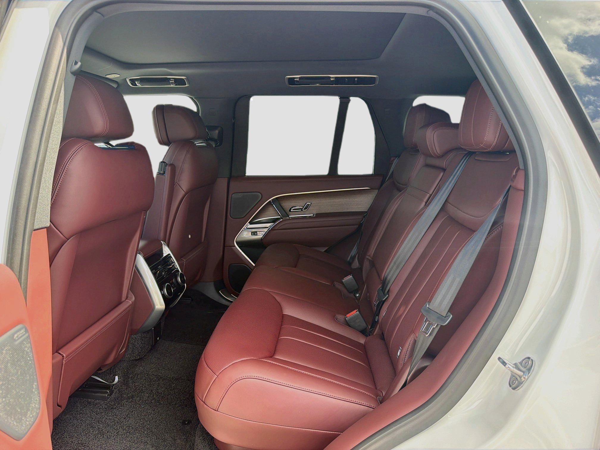 New 2026 Land Rover Range Rover SE AWD/4WD image 24