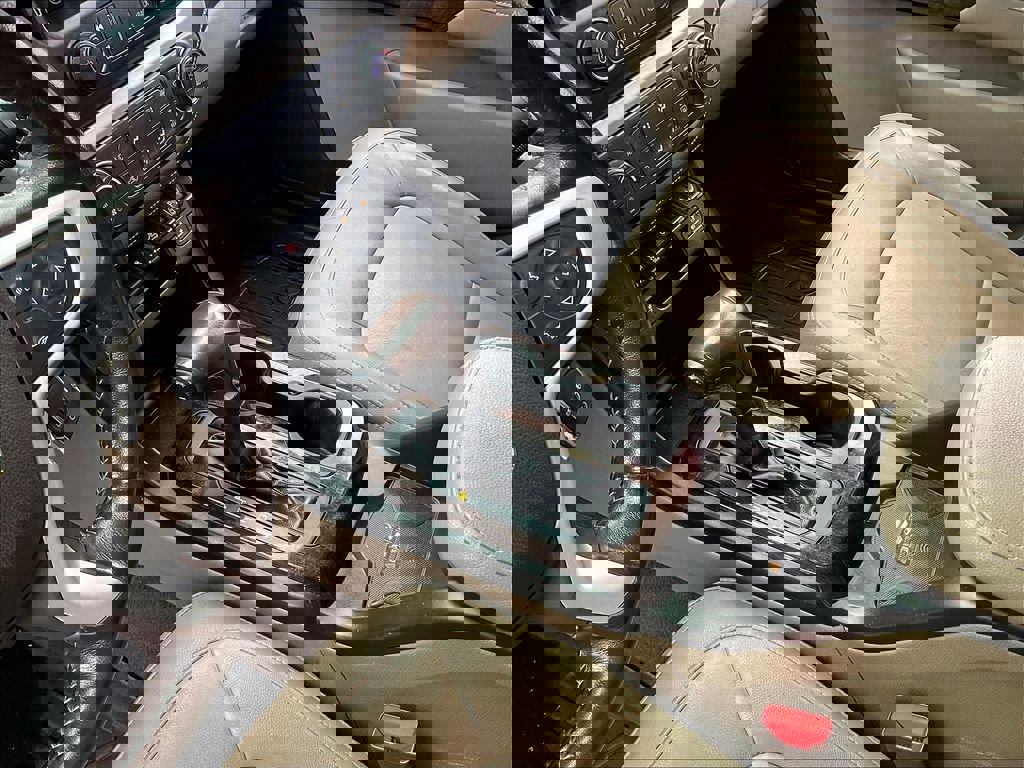 Used 2019 GMC Canyon SLT w/ Driver Alert Package AWD/4WD image 19