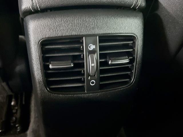 Used 2022 Kia Niro EX image 26