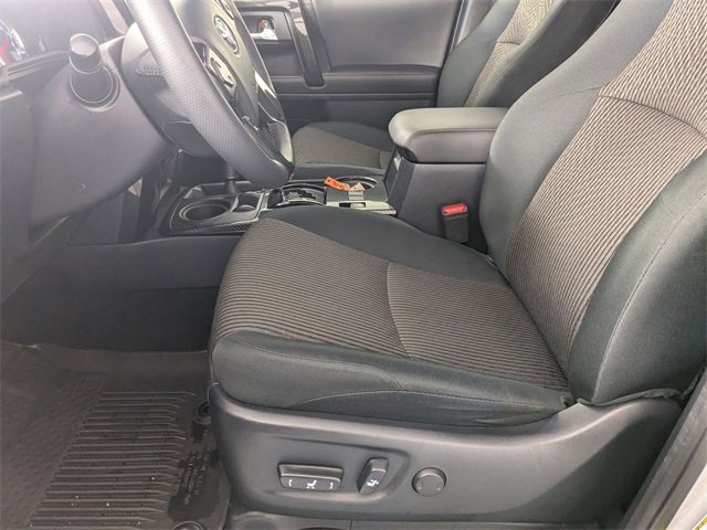 Used 2024 Toyota 4Runner TRD Off-Road image 12