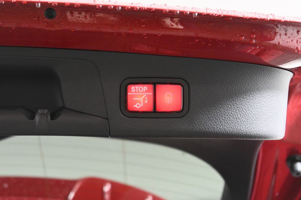 Certified 2025 Mercedes-Benz GLA 250 4MATIC image 36