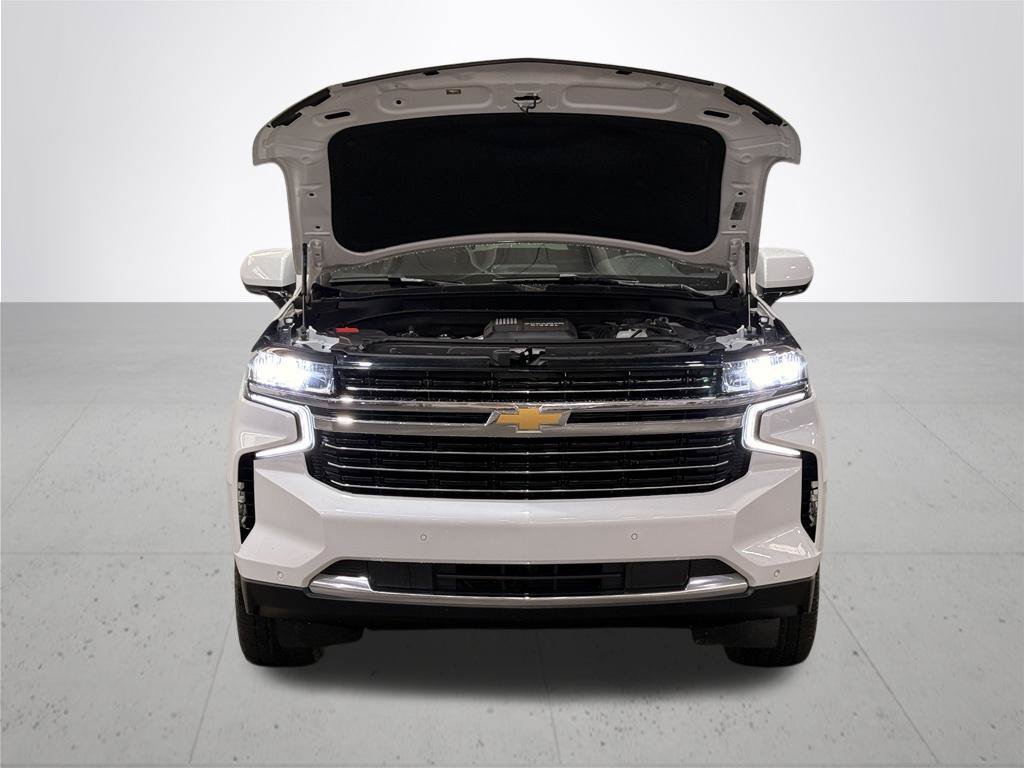 Used 2023 Chevrolet Suburban LT w/ Max Trailering Package AWD/4WD image 6