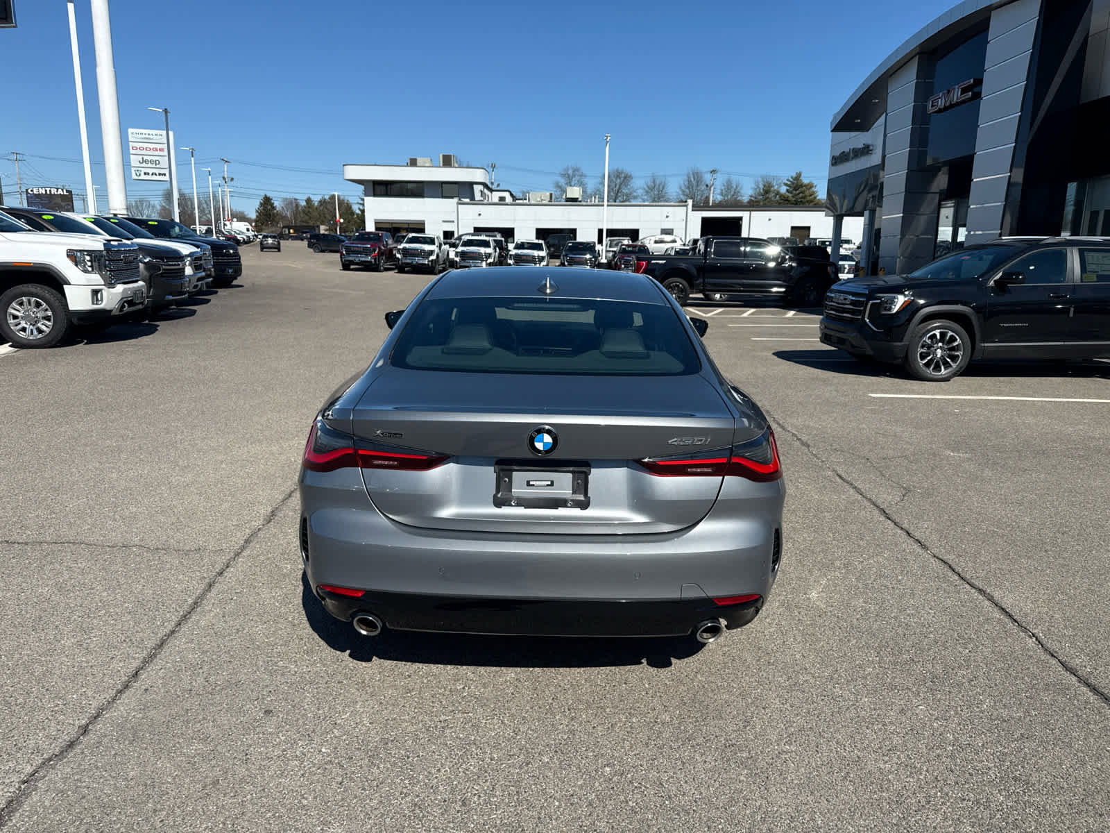 Used 2023 BMW 430i xDrive Coupe w/ Convenience Package image 4