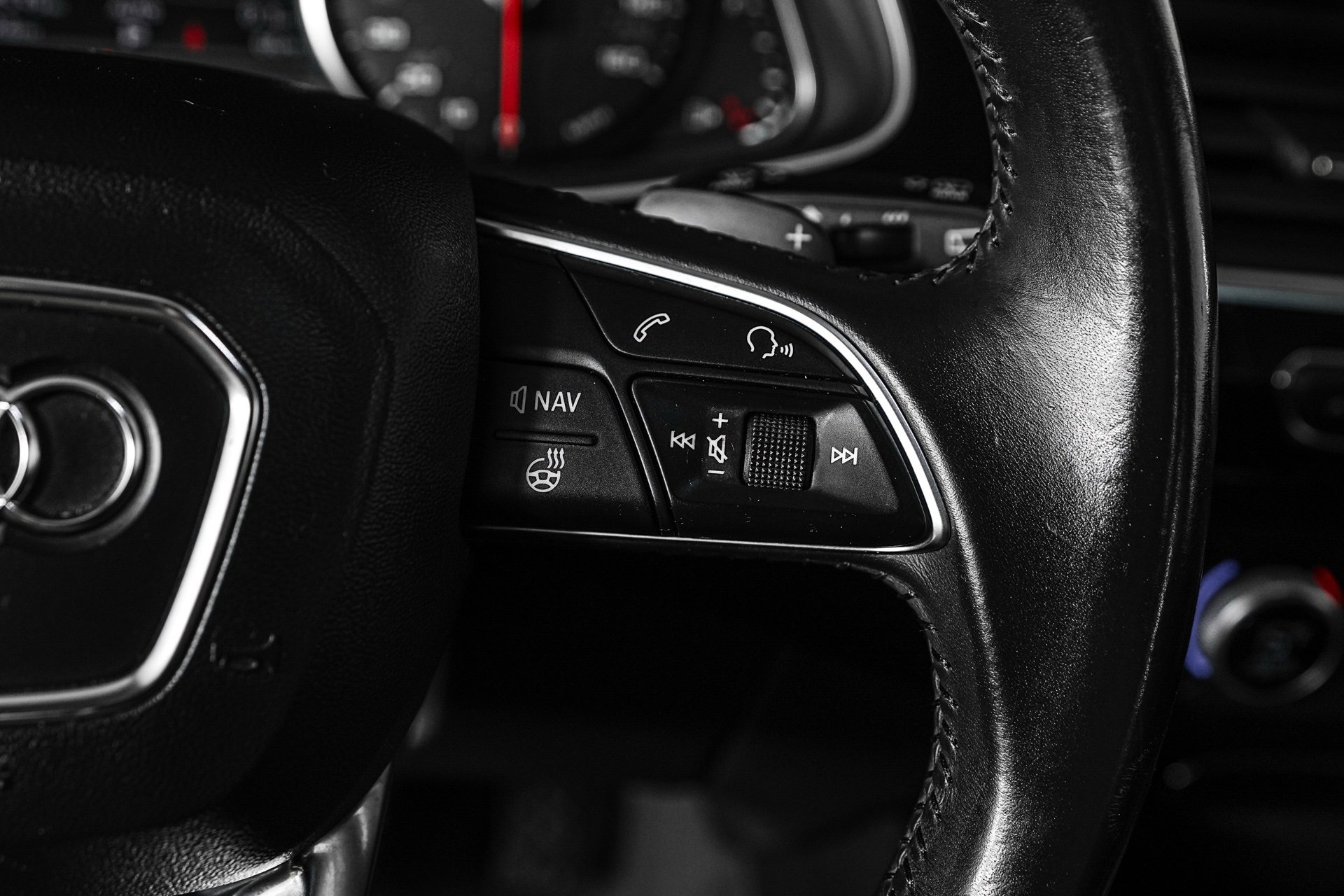 Used 2017 Audi Q7 3.0T Premium Plus w/ Premium Plus Package image 20