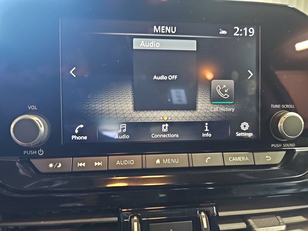 Used 2024 Nissan Pathfinder SV AWD/4WD image 22