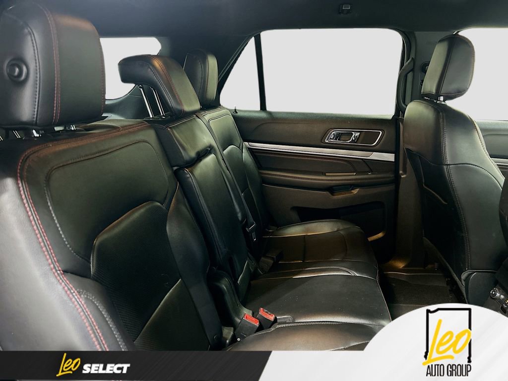 Used 2019 Ford Explorer Sport image 28